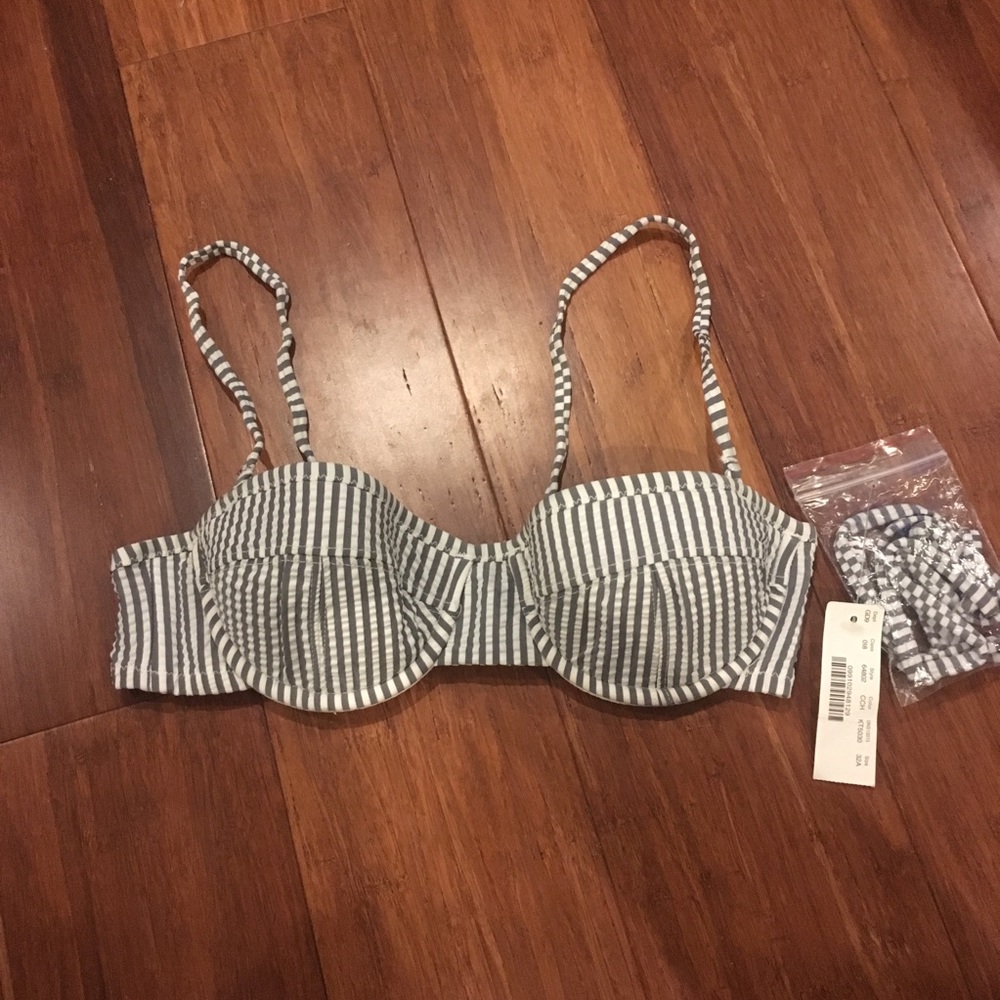 J Crew Seersucker bikini top 32a